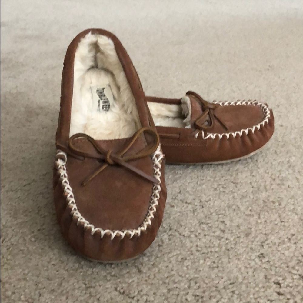 New Tumbleweed Trading Co Moccasins Size 6